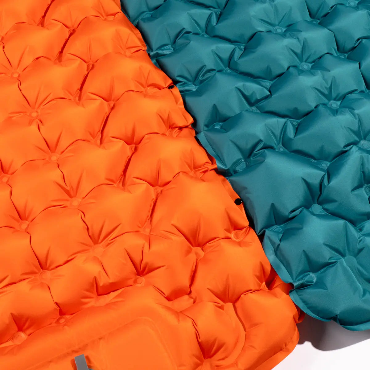 Two Uskoo AirFlex pads clipped together into a double Image