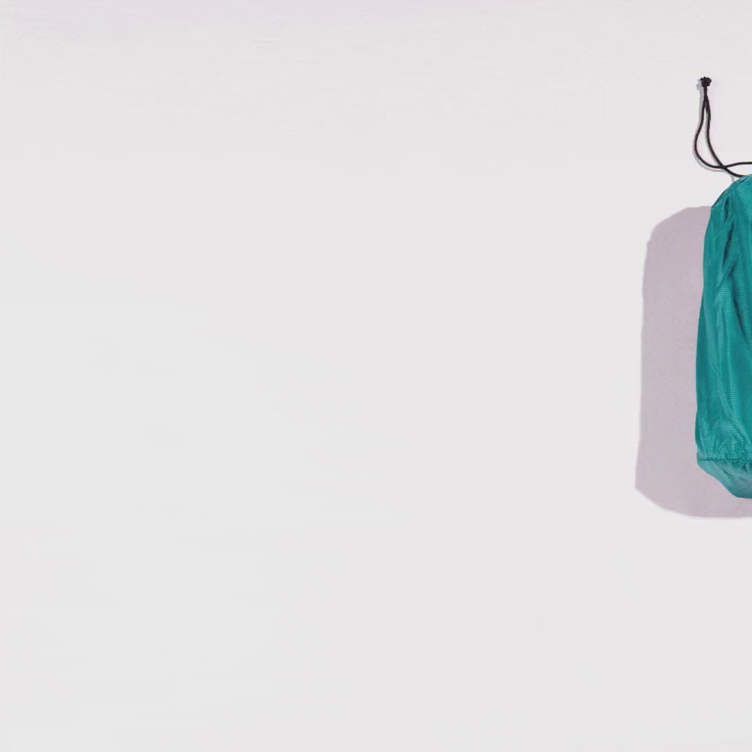 Uskoo AirFlex sleeping pad setup: unroll, inflate with the built-in foot pump, and lie down