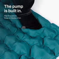 The pump is built in — foot on the Uskoo AirFlex integrated pump